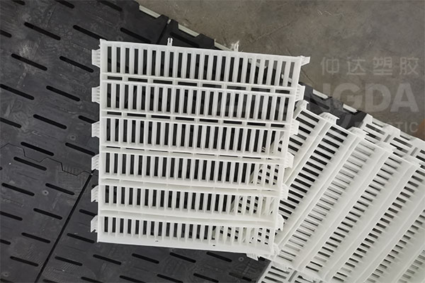 復(fù)合漏縫板和塑料漏縫板區(qū)別是什么？
